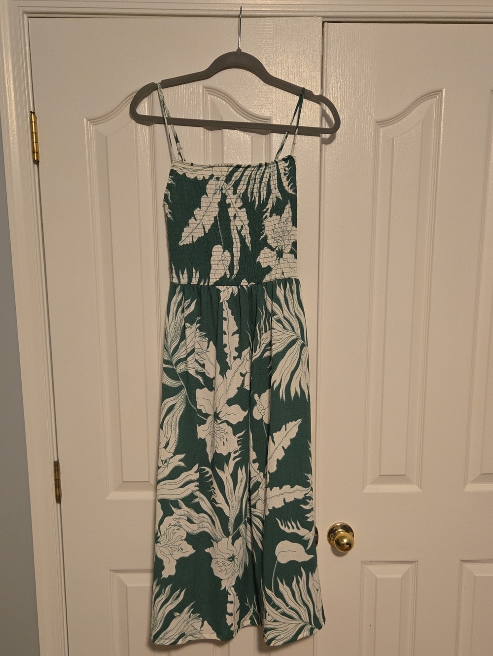 H&M Green & White Floral Smocked Maxi Dress